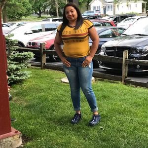 Meet your Posher, Angely